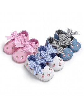 Spring, summer and autumn soft sole 0-1 year old baby embroidered toddler shoes princess shoes pink inside length 11CM 30 grams